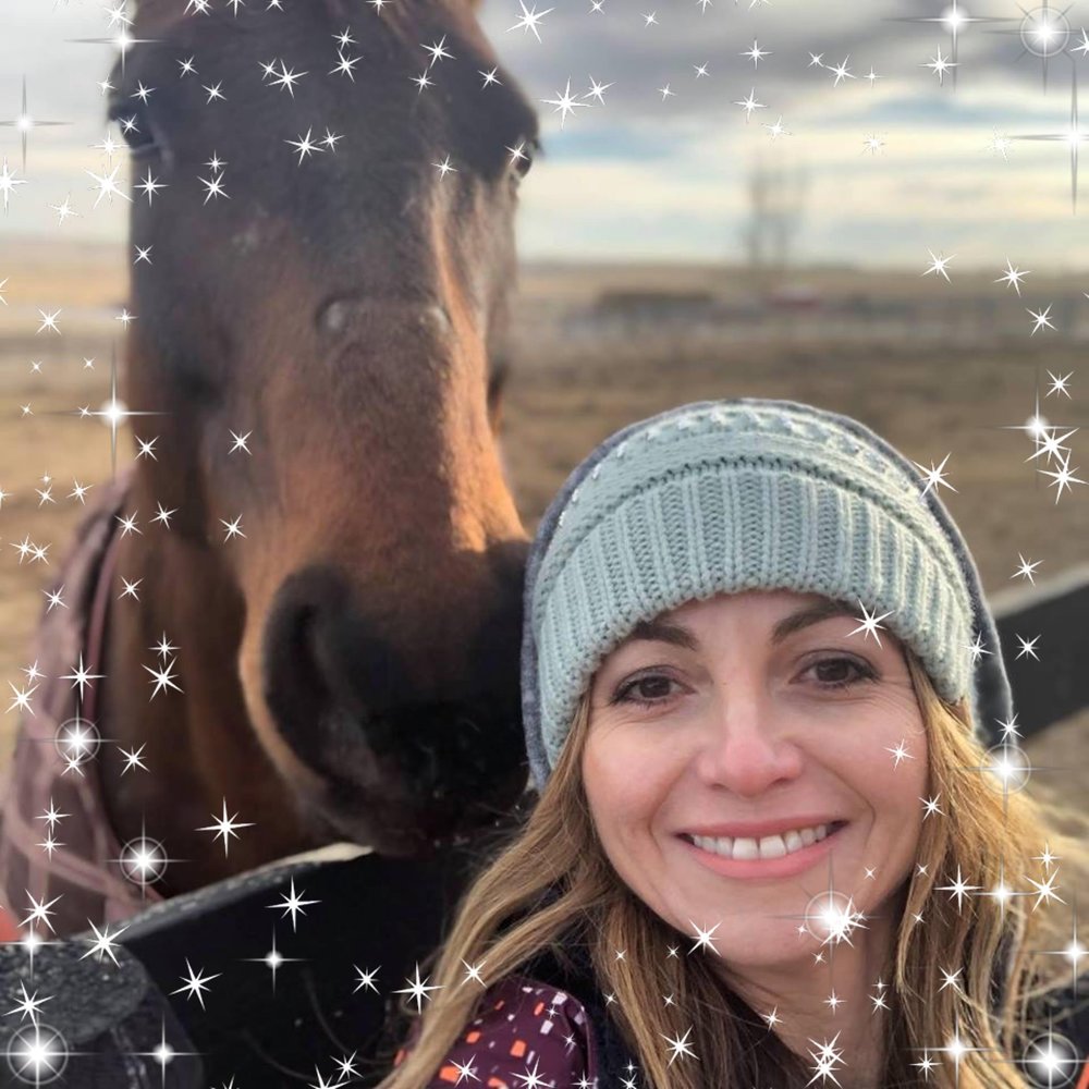 Meet your Posher, Roxana